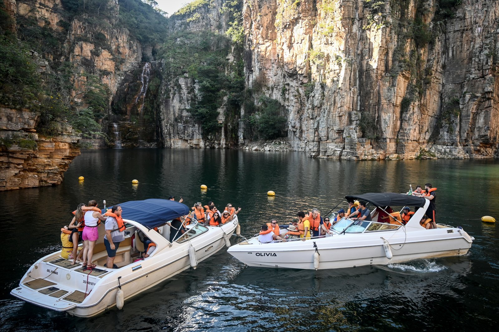 Pequenos negócios do turismo contribuem para recorde de contratações e receita