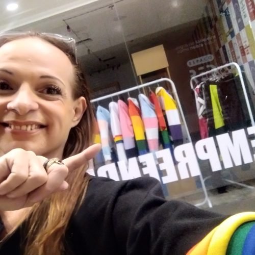 Saiba como o empreendedorismo redefiniu a trajetória de Andrea Brazil, à frente da Capacitrans