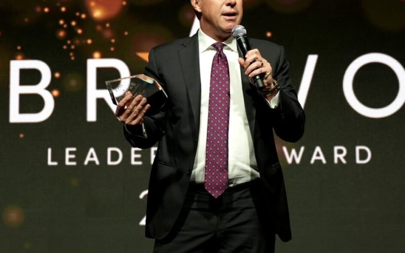 Bravo Leadership Award | Tarl Robinson
