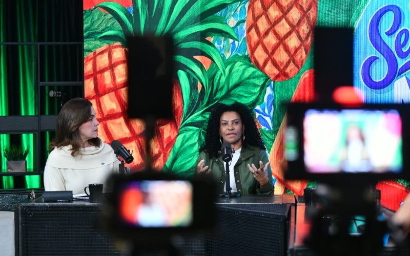 De faxineira a dona de um império da beleza, Zica Assis abre o Esquenta da Semana do MEI