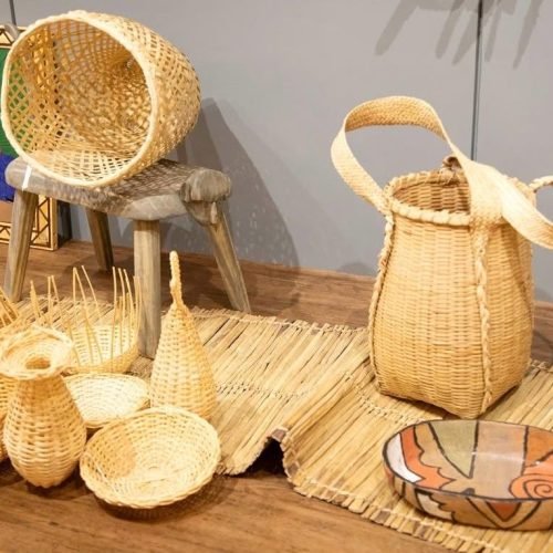 CRAB Sebrae celebra mês do artesão com anúncio de dados inéditos do setor e nova edição do Prêmio Top 100 de Artesanato