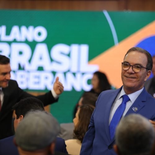 Lula destaca parceria com Sebrae para apoiar pequenos negócios e reduzir impacto da taxação norte-americana