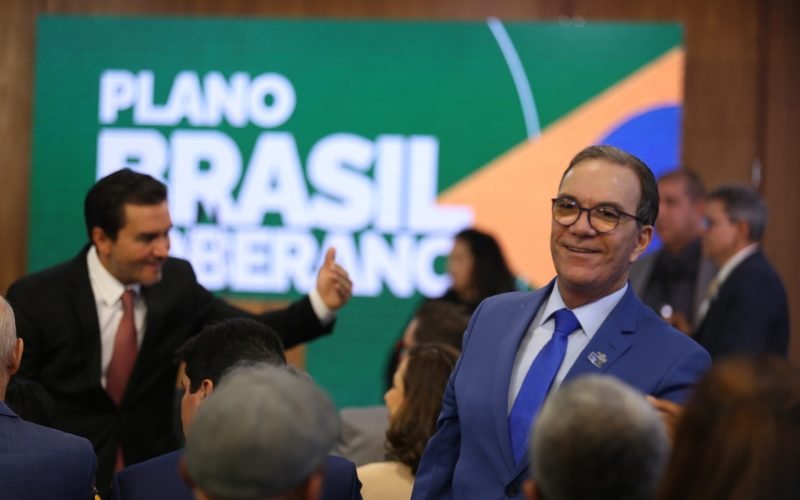 Lula destaca parceria com Sebrae para apoiar pequenos negócios e reduzir impacto da taxação norte-americana