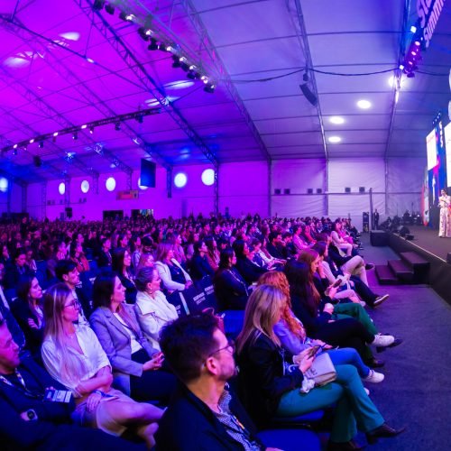 Sebrae leva mil startups ao Startup Summit – e a maioria aposta no modelo B2B