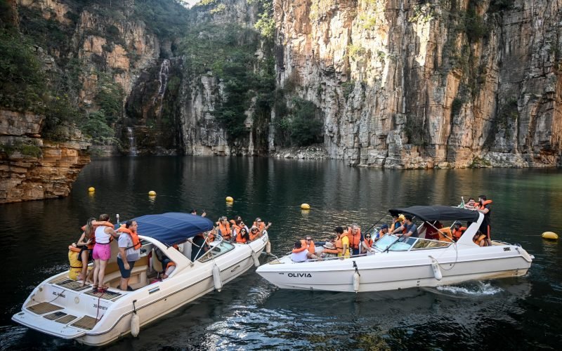 Pequenos negócios do turismo contribuem para recorde de contratações e receita