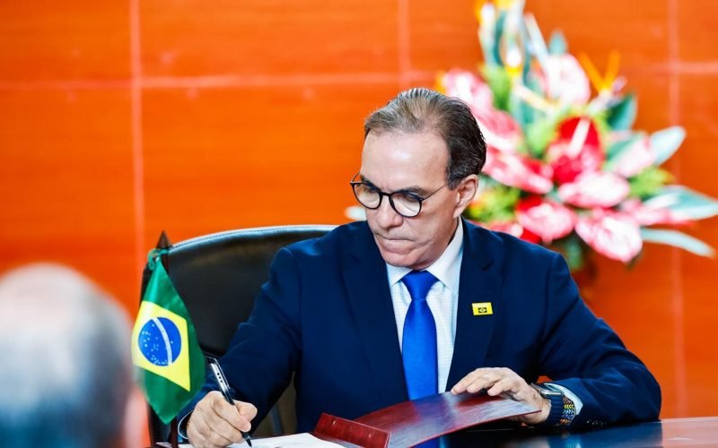 Brasil e Moçambique assinam acordo para fortalecer empreendedorismo, durante visita oficial do Presidente Lula