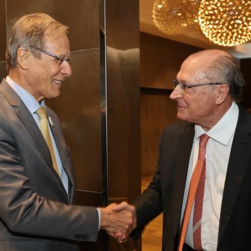 Produtividade e competitividade são o caminho para que as pequenas empresas possam prosperar, afirma Alckmin