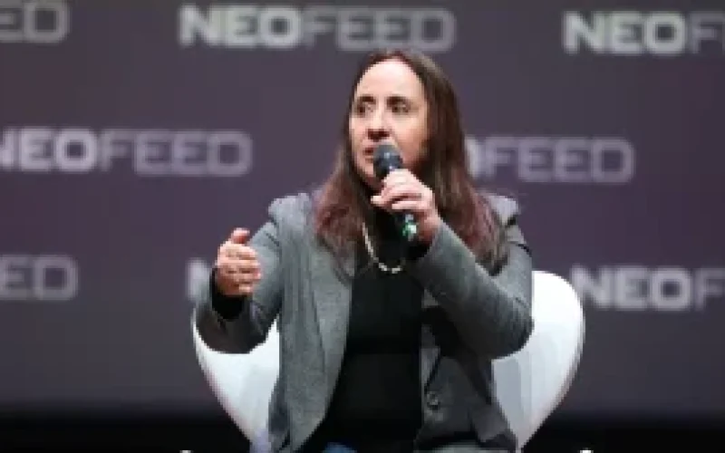 “Não temos de ter pressa para regular”, diz Adriana Ventura, da comissão especial de IA na Câmara