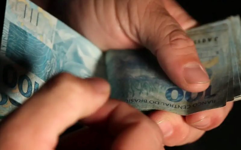 Nova fase do programa Desenrola prevê renegociação e uso do FGTS para quitar dívidas