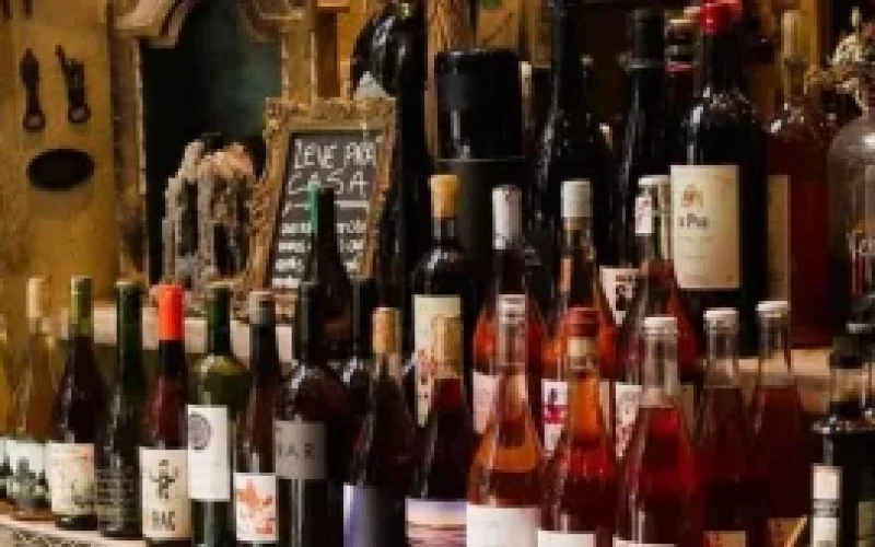 Vinhos de baixa intervenção: a volta dos produtores contemporâneos às origens da bebida