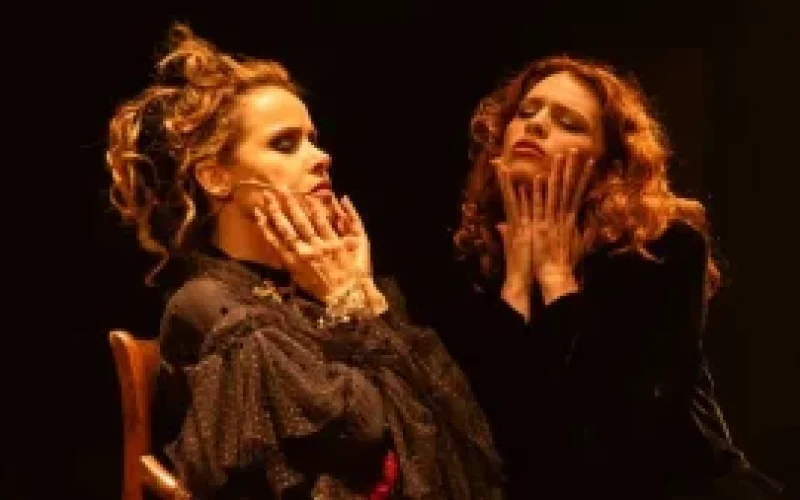 Zé Celso continua vivo na “catarse dionisíaca” do Teatro Oficina