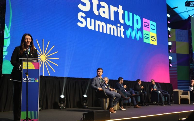 Startup Summit 2025 deve receber mais de 10 mil pessoas até sexta-feira (29), em Florianópolis
