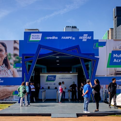 Cartão de crédito segue como um dos serviços financeiros mais utilizados pelos pequenos negócios, revela pesquisa