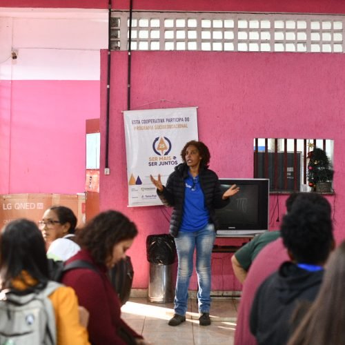 Cooperativas transformam descarte em renda e inclusão, mas cobram reconhecimento do poder público e da sociedade
